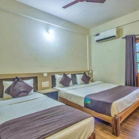 Hôtel Baga Beach Paradise Extérieur photo