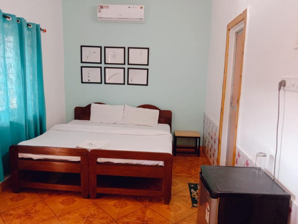 Hôtel Baga Beach Paradise Extérieur photo